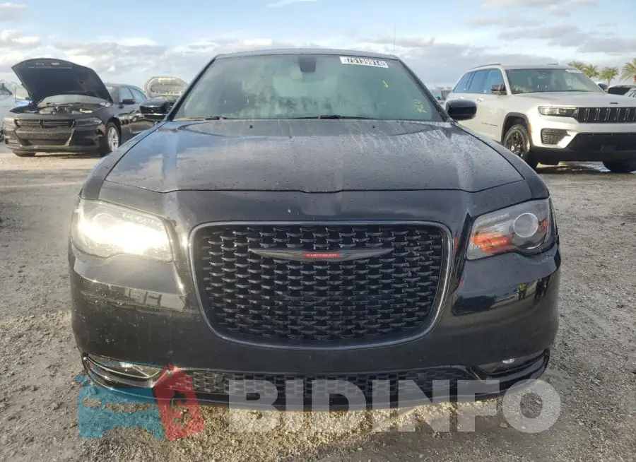 2C3CCABG3PH637172 Photo# 5