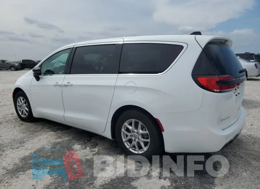 2C4RC1BG1RR117619 Photo# 2