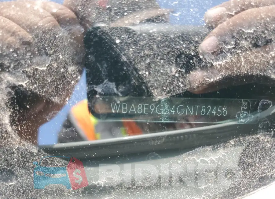 WBA8E9G54GNT82456 Photo# 12