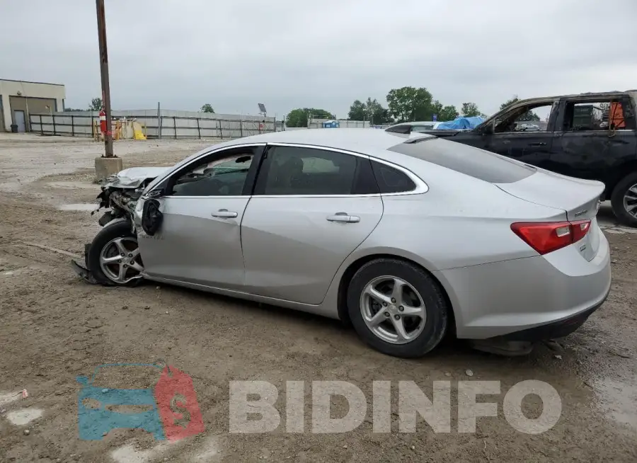 1G1ZB5ST5HF247621 Photo# 2