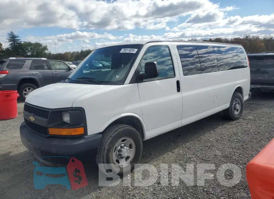 1GAZGNFF7G1319968 Photo# 1