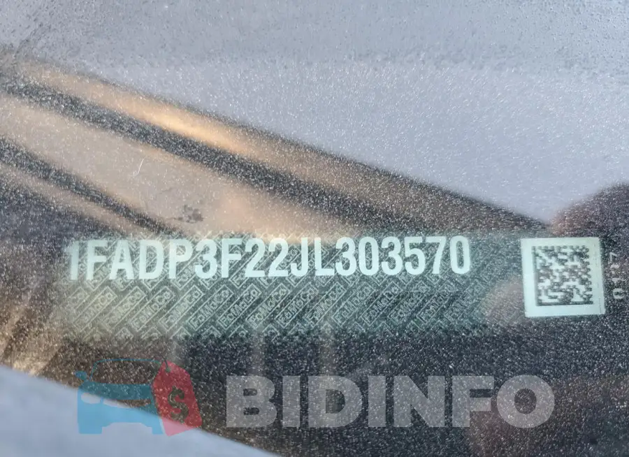 1FADP3F22JL303570 Photo# 12