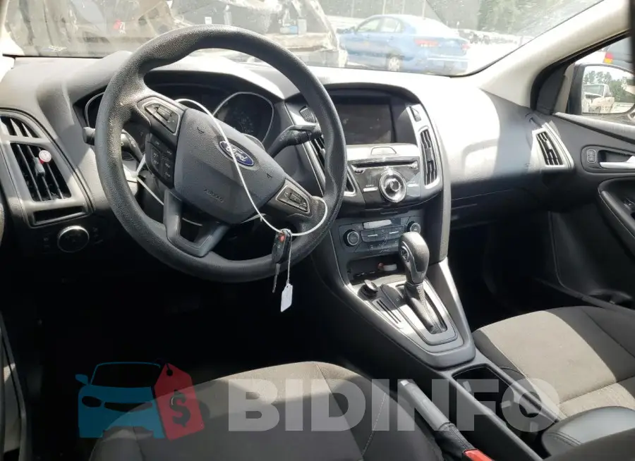 1FADP3M2XHL262540 Photo# 8