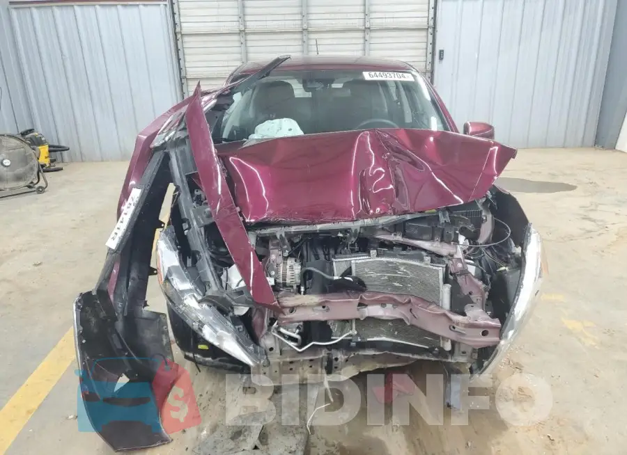 ML32AUHJ4MH011782 Photo# 5