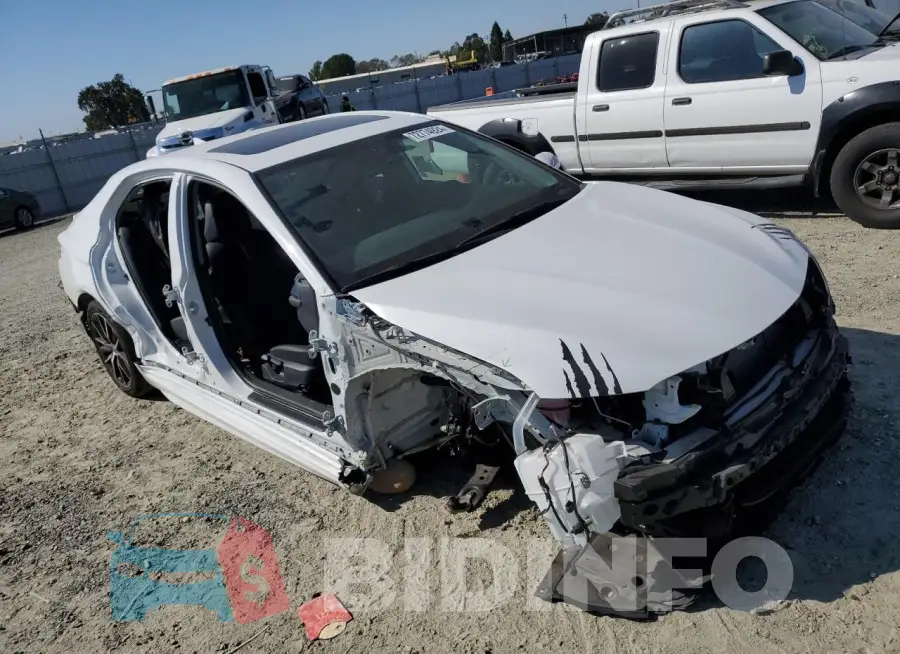 4T1S11AK8PU825648 Photo# 4