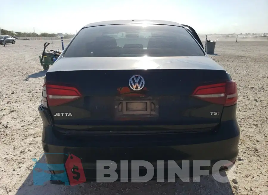 3VW2B7AJ4HM332323 Photo# 6