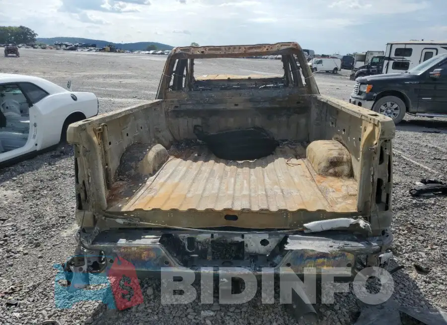 1GT49NEY3RF345441 Photo# 6