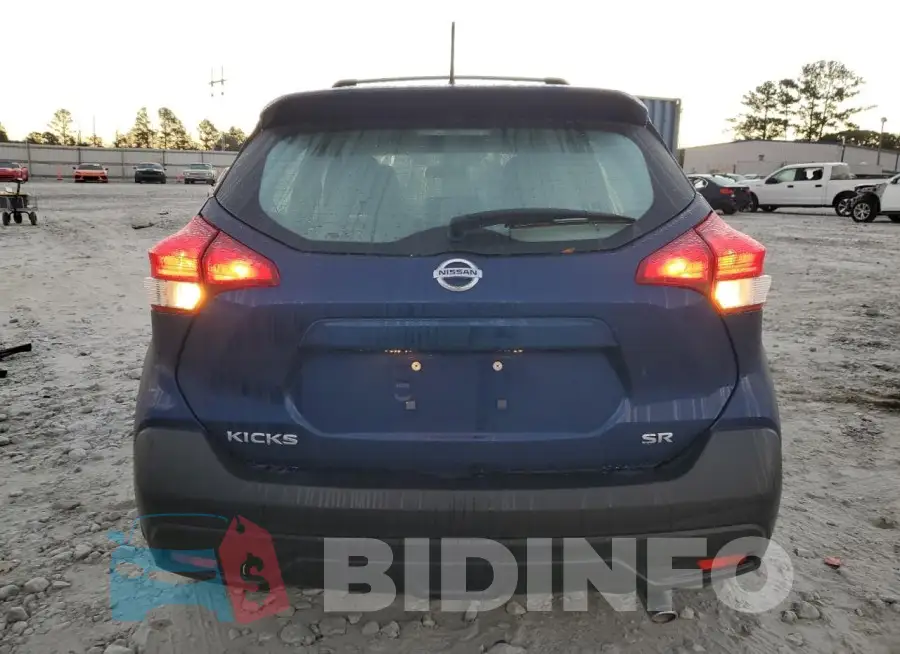 3N1CP5CU5KL556222 Photo# 6