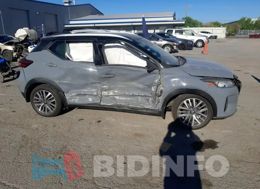 3N1CP5CV3PL545235 Photo# 4