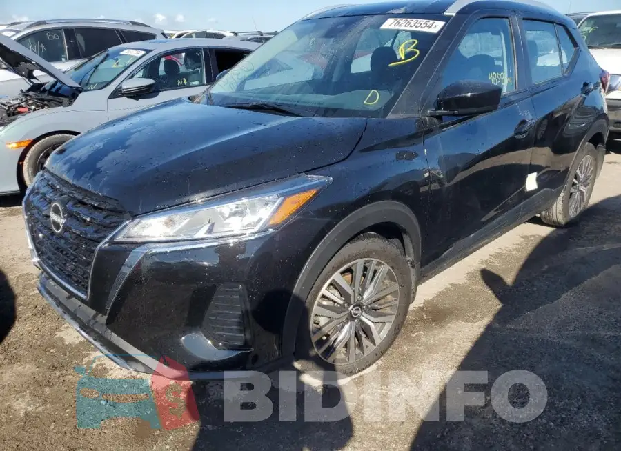 3N1CP5CV4PL572573 Photo# 1