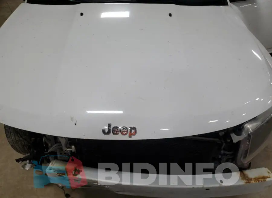 1C4NJDEB8GD770468 Photo# 12