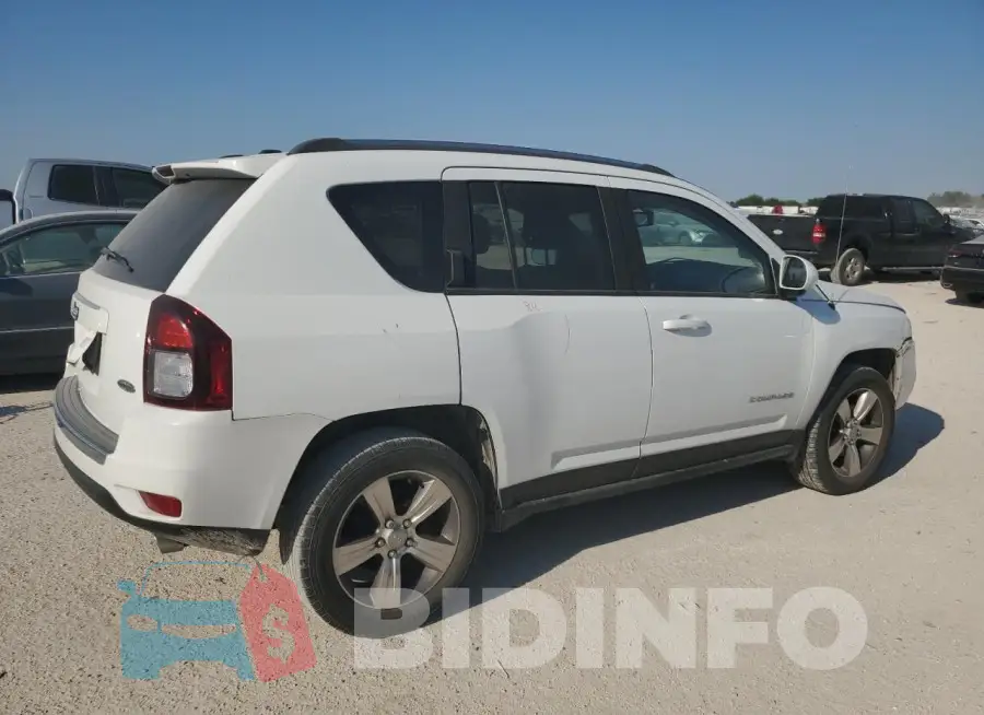 1C4NJDEB8GD772169 Photo# 3