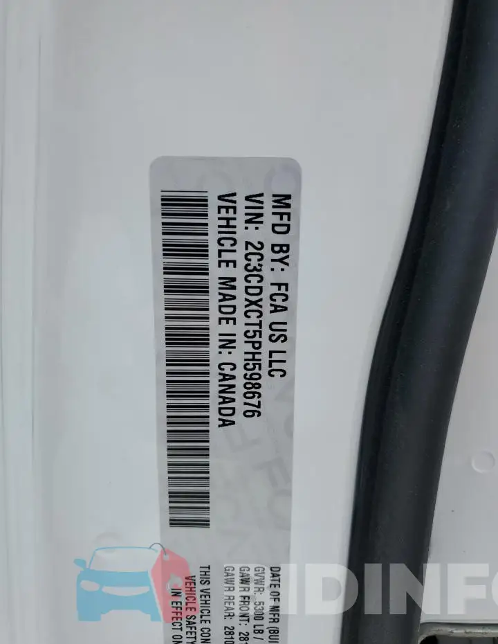 2C3CDXCT5PH598676 Photo# 12