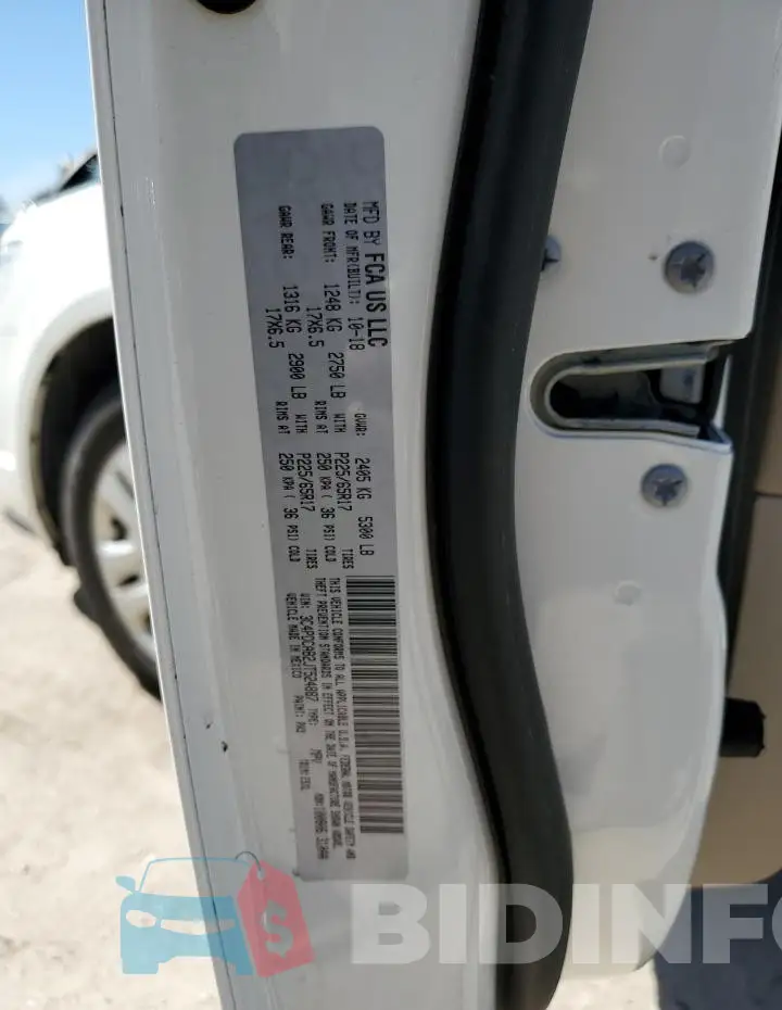 3C4PDCAB2JT524887 Photo# 14