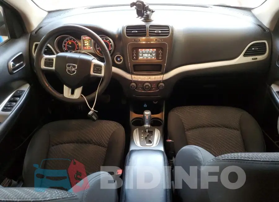 3C4PDCAB3JT517933 Photo# 8