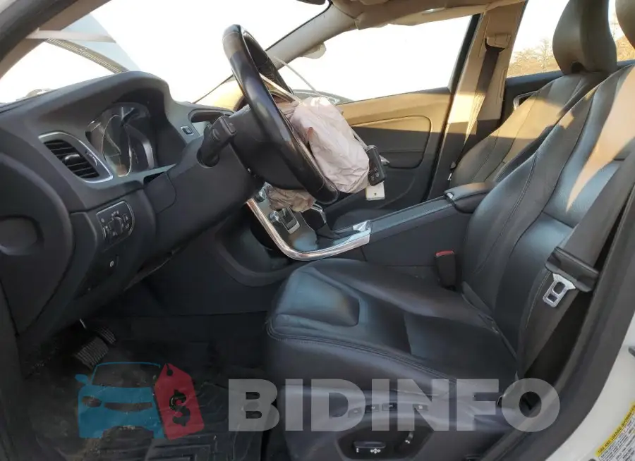 YV1612TK9G2390198 Photo# 7