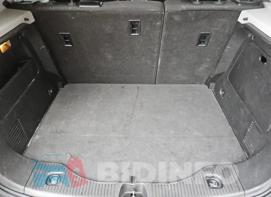 3GNCJLSB2KL215161 Photo# 10