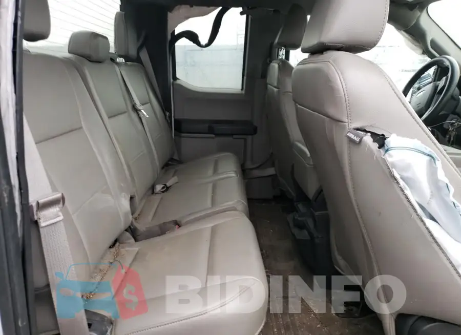 1FTFX1E59JKD73186 Photo# 10