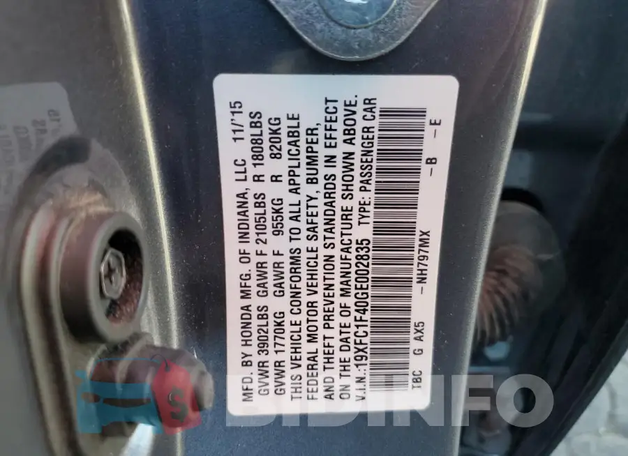 19XFC1F40GE002835 Photo# 12