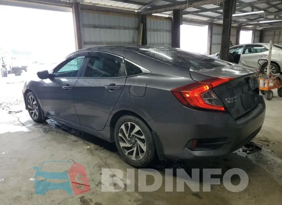 19XFC2F72GE030491 Photo# 2