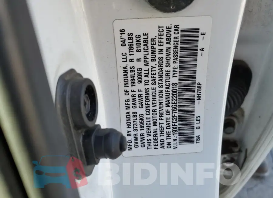 19XFC2F76GE220018 Photo# 12