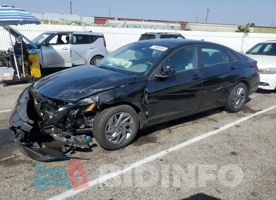 KMHLM4DJ1RU115297 Photo# 1