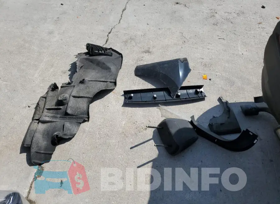 2T3P1RFV7PW404180 Photo# 13