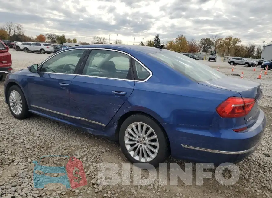 1VWBS7A37GC028355 Photo# 2