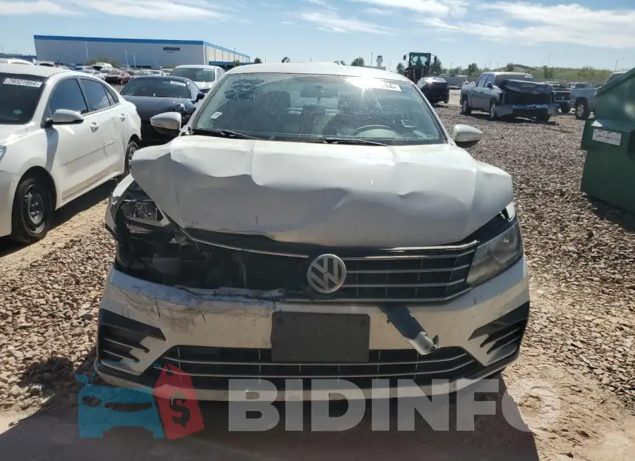 1VWDT7A32HC019750 Photo# 5