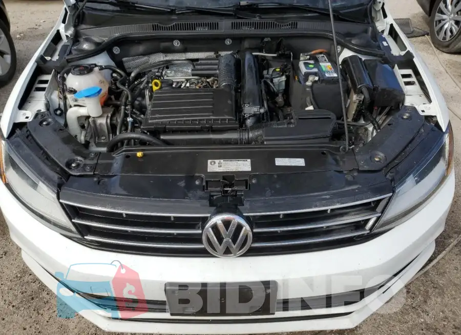 3VW2B7AJ0JM217613 Photo# 11