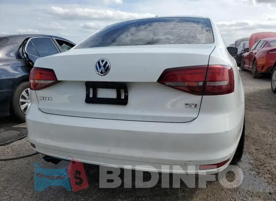 3VW2B7AJ0JM217613 Photo# 6