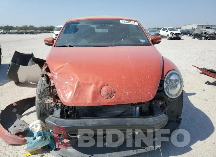 3VW5DAAT8JM505823 Photo# 5