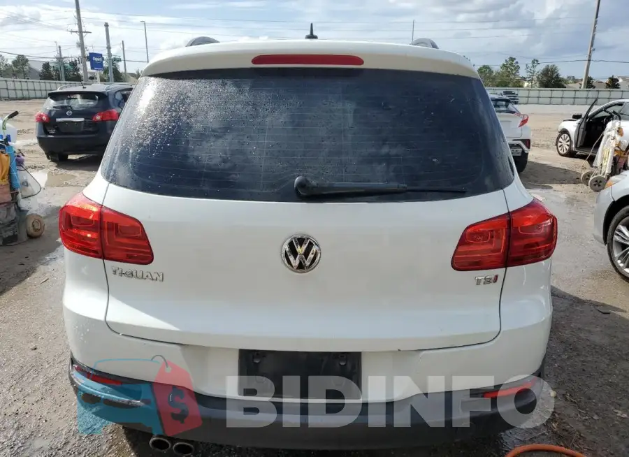 WVGAV7AX5GW603085 Photo# 6