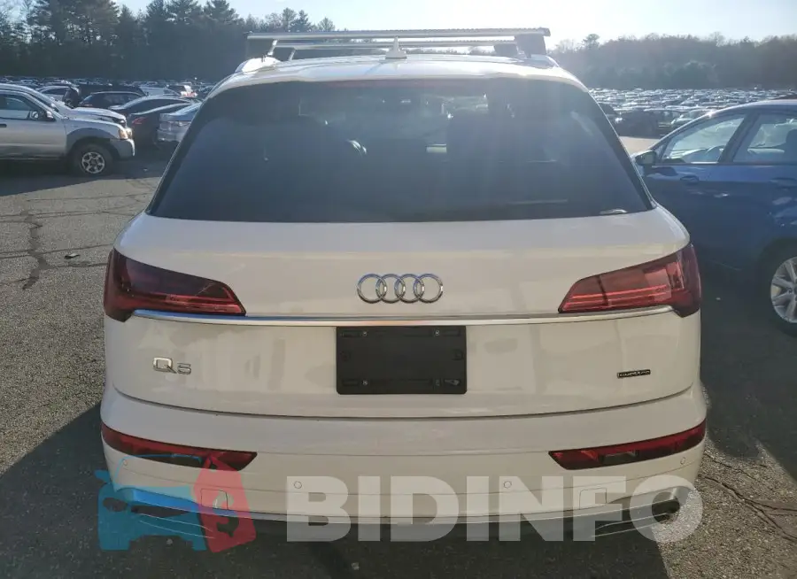WA1EAAFY9N2111657 Photo# 6
