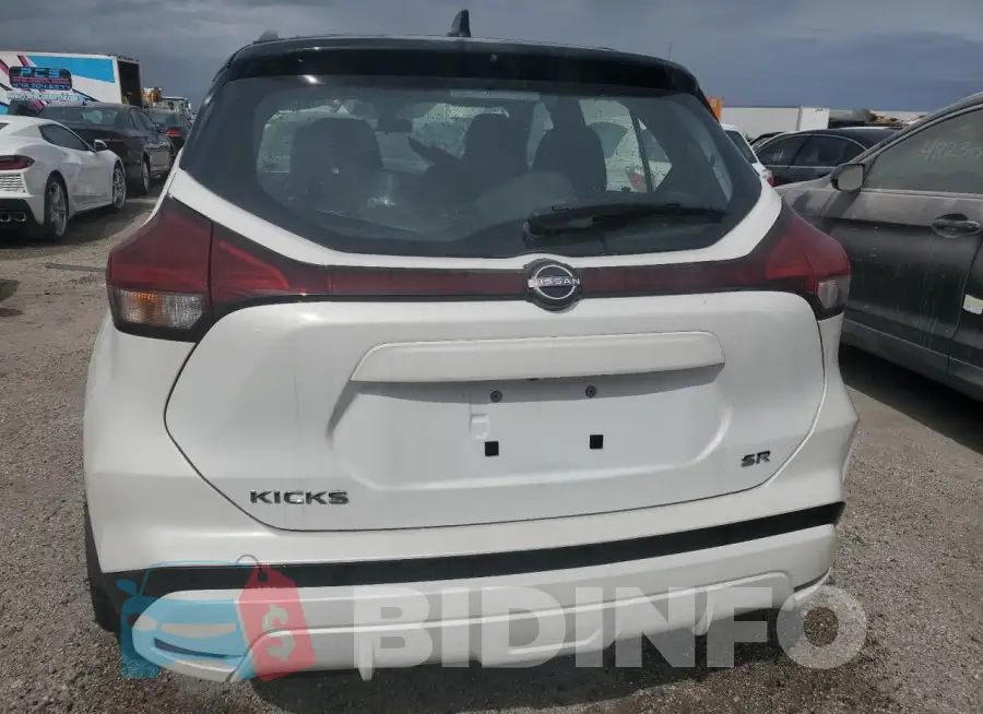 3N1CP5DV5PL570152 Photo# 6