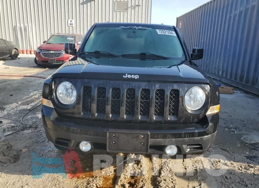 1C4NJRFB0FD347586 Photo# 5
