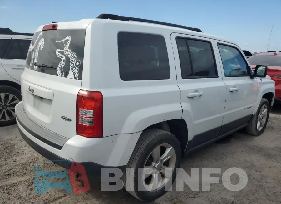 1C4NJRFB4GD594546 Photo# 3