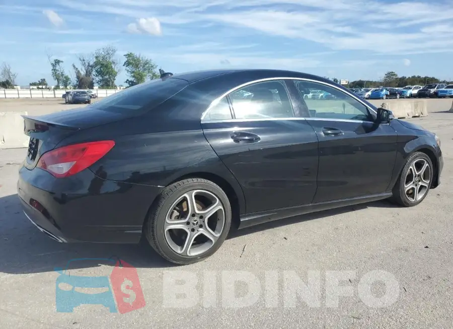 WDDSJ4EB2JN572804 Photo# 3