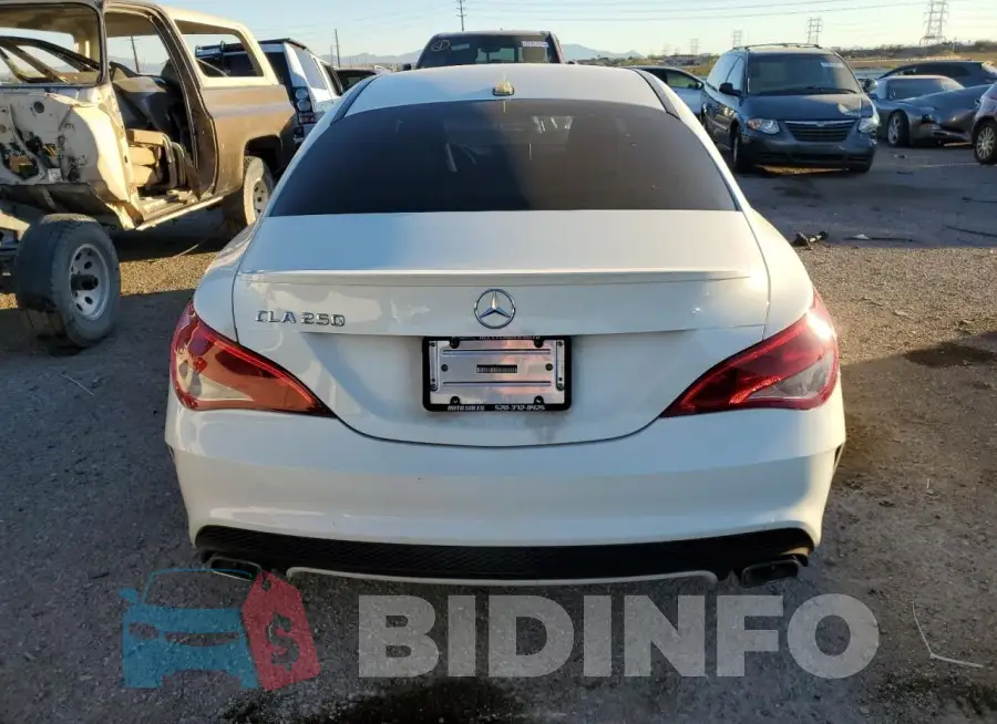 WDDSJ4EB4GN355134 Photo# 6
