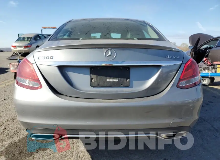 WDDWF4KB7GR178644 Photo# 6
