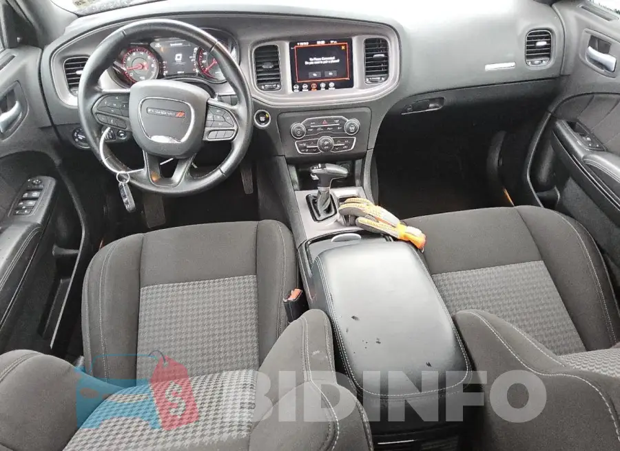 2C3CDXHG4PH611705 Photo# 8