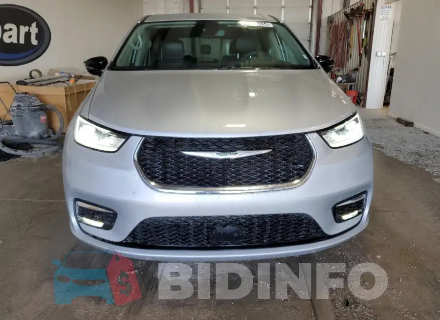2C4RC1BG2RR148815 Photo# 5