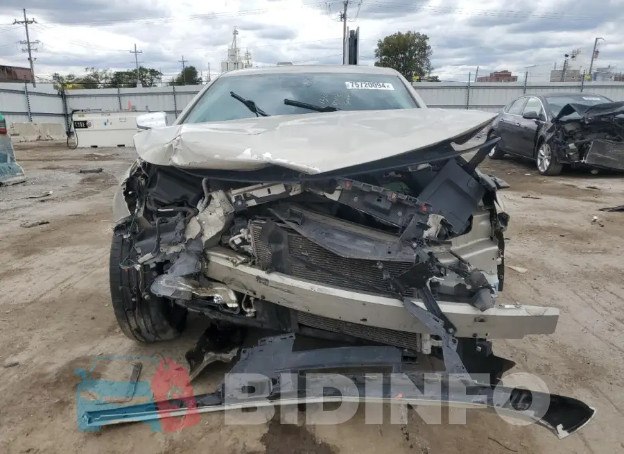 2G1165S35F9186102 Photo# 5