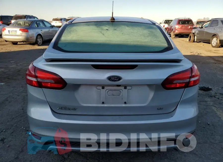 1FADP3F24GL265901 Photo# 6