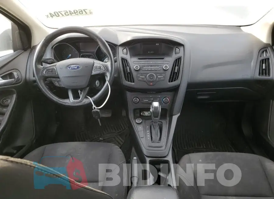 1FADP3F26GL390267 Photo# 8