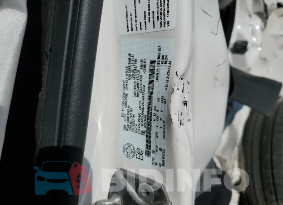 1FMCU0GD2HUB17332 Photo# 12