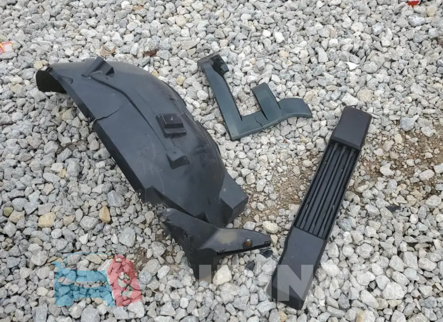 1FTMF1EF3GKD51230 Photo# 12