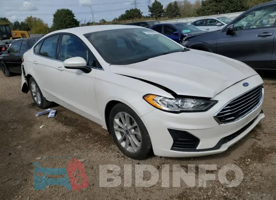 3FA6P0HD9LR146517 Photo# 4