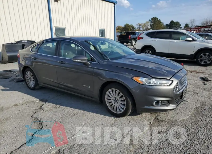 3FA6P0LU9FR171896 Photo# 4