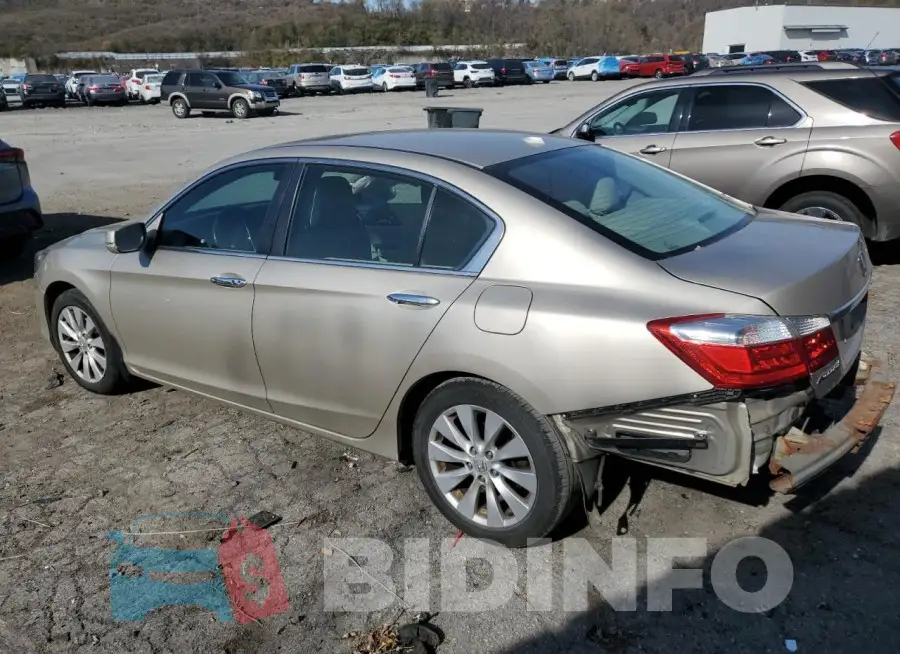 1HGCR2F84FA175528 Photo# 2